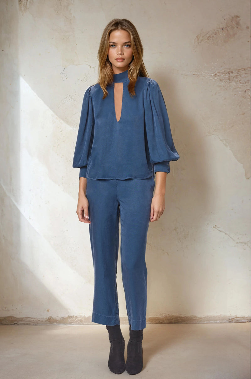 Choker Neck - Volume Sleeve Top