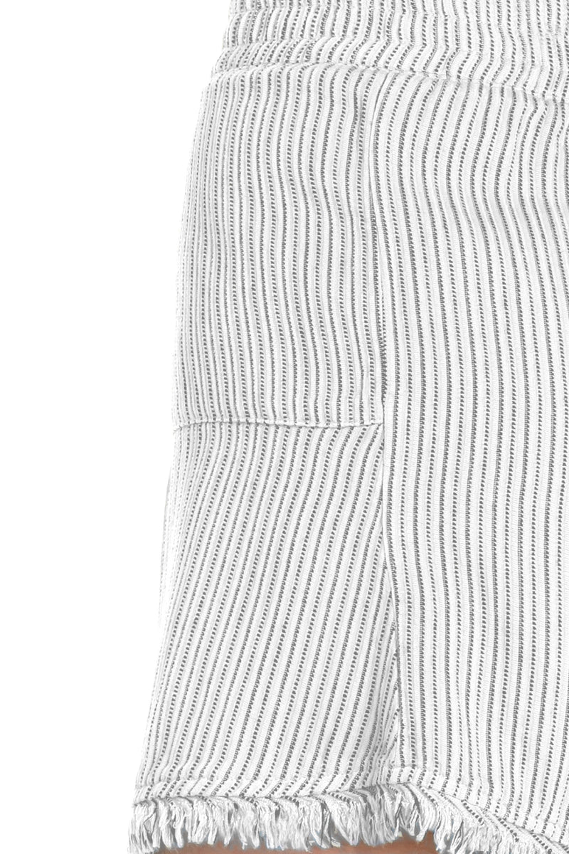 Fray Pleat Short